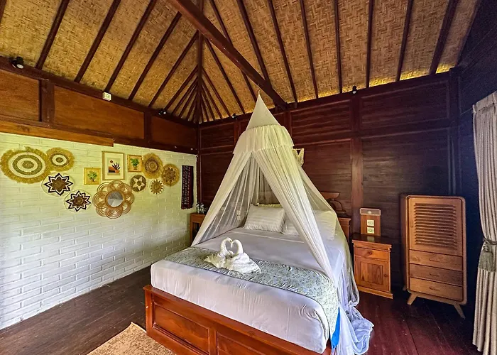 V View House *